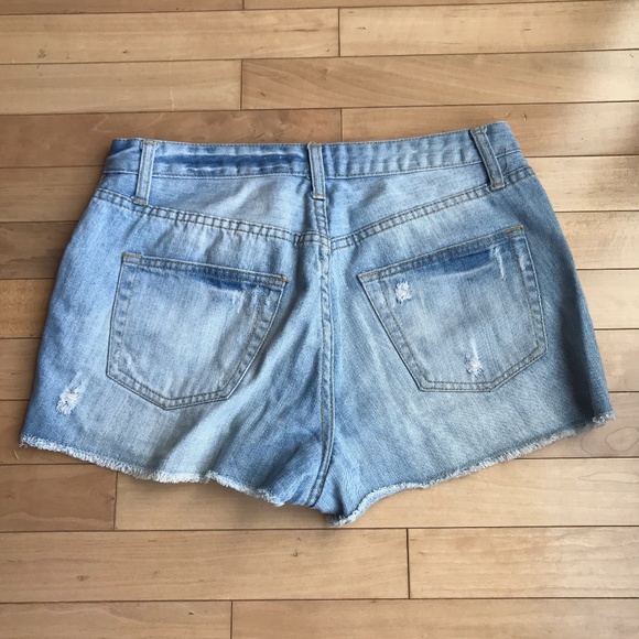 Premium Denim Jean Shorts - Picture 2 of 3